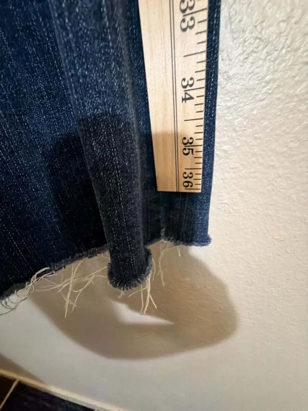 KUT from the Kloth Crop Dark Wash Denim Jeans with Frayed Hem
